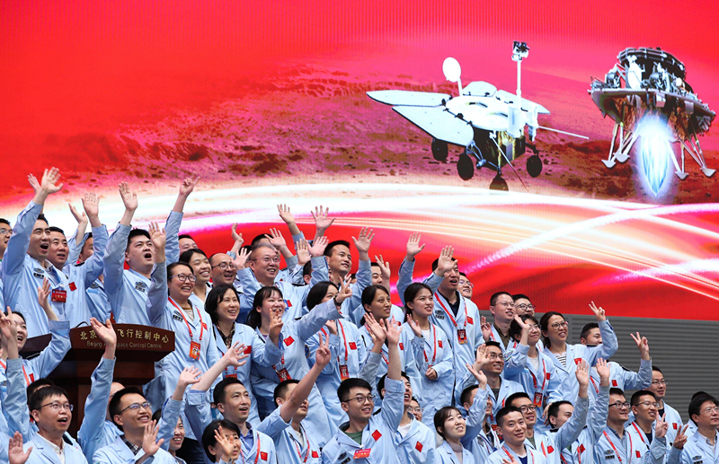 On May 15th, 2021, young scientific and technological talents in beijing aerospace control center celebrated the success of the first Mars exploration mission in China.